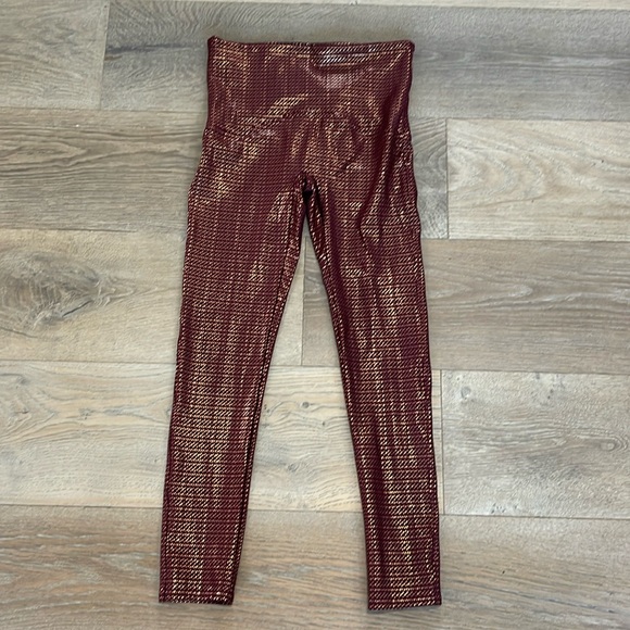 SPANX Active BootyBoost 7/8 Burgundy/Gold Metallic Dot Legging by Sarah BlakeyXS - Picture 4 of 12